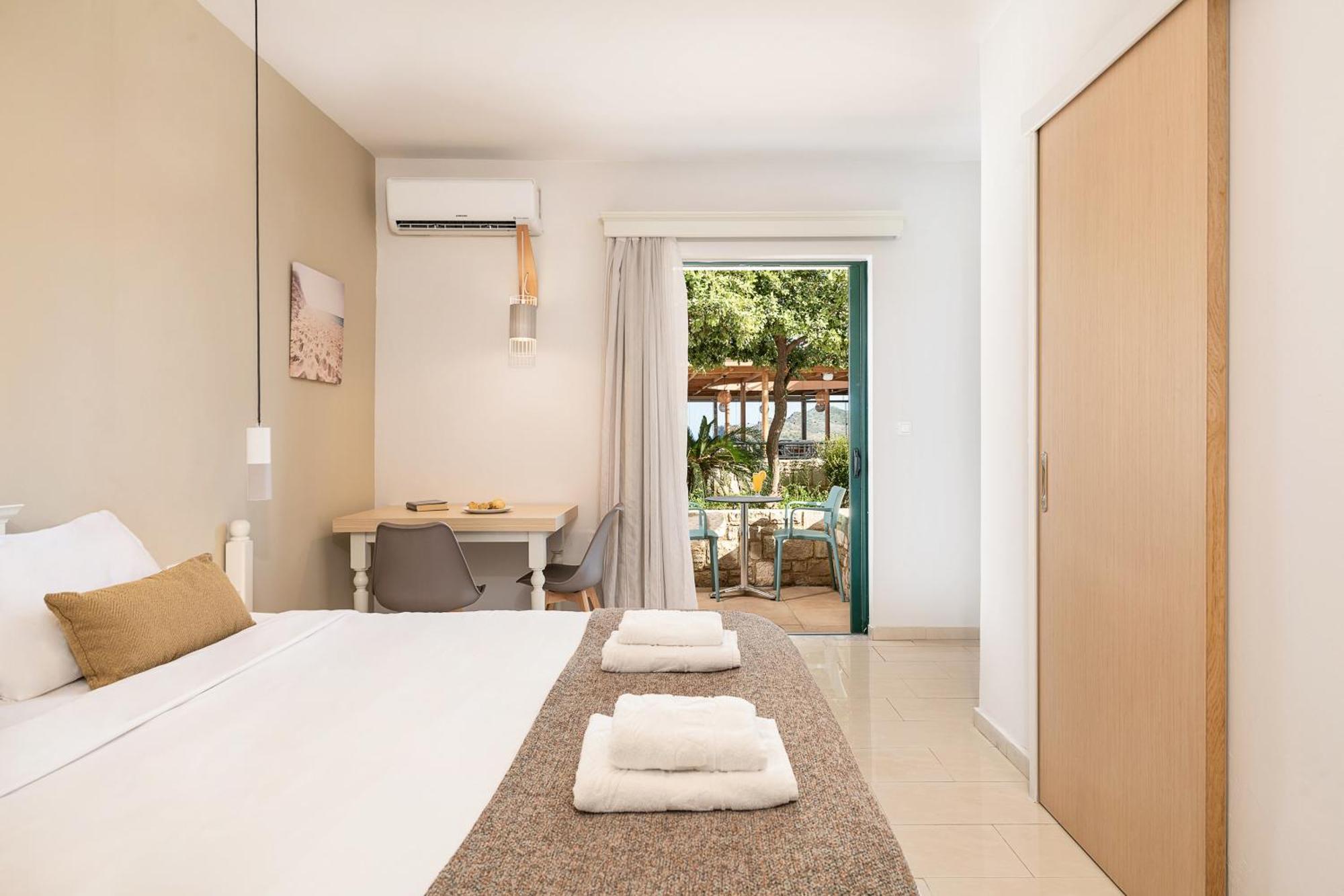 Caldera Village Agia Marina الغرفة الصورة